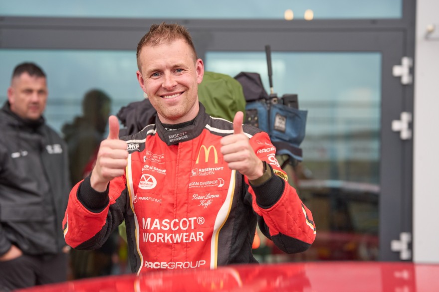 Regnvejrssejr til Kasper H. Jensen - og masser af fights igennem feltet.
(Foto: TCR Denmark)